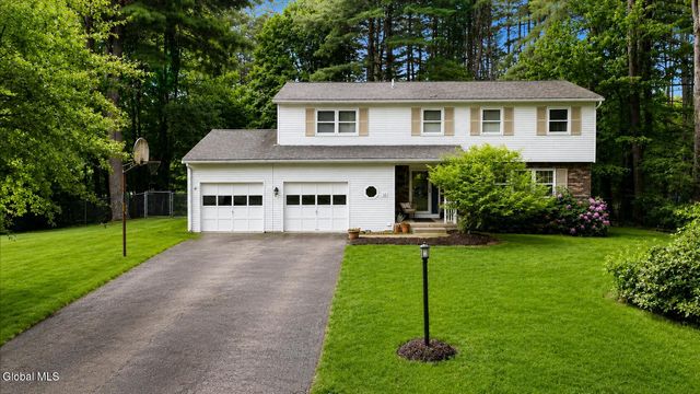 14 Joseph Lane, Wilton, NY 12831