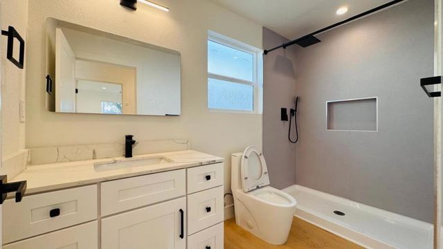 374 S 21st Street, San Jose, CA 95116