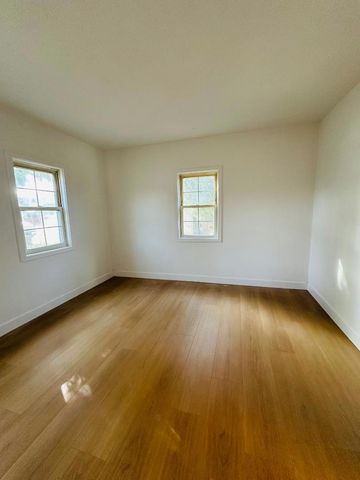 374 S 21st Street, San Jose, CA 95116