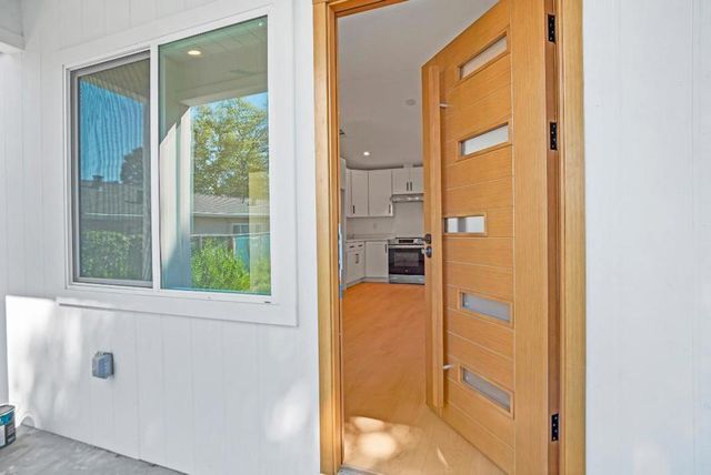 374 S 21st Street, San Jose, CA 95116