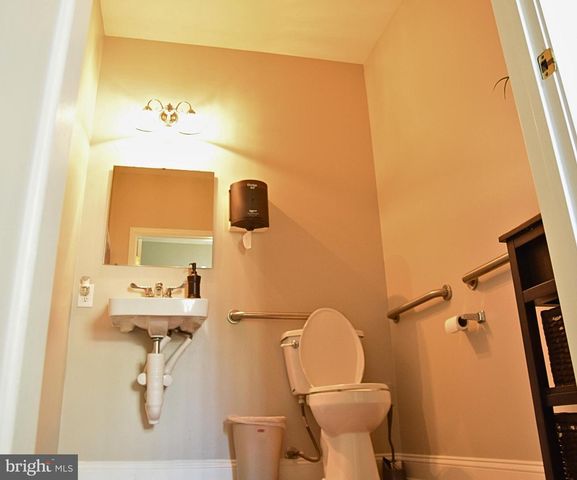 4023 ANNAPOLIS RD, Baltimore, MD 21227