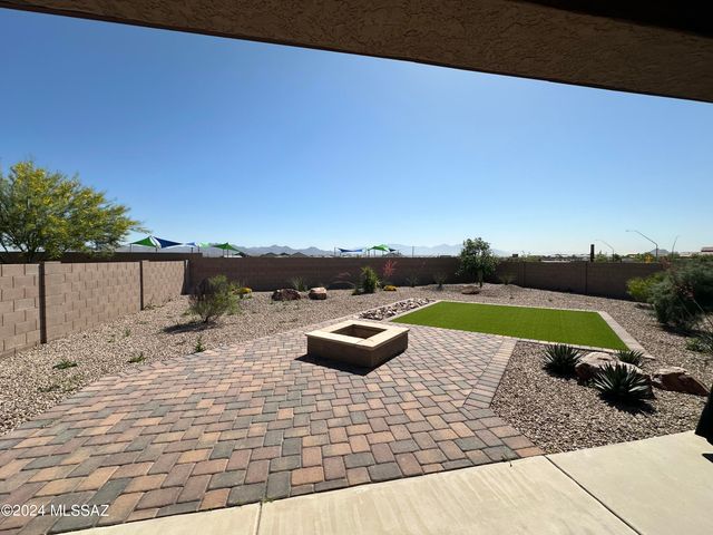 12474 N Appling Avenue, Marana, AZ 85653