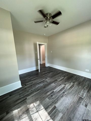 112 E Lakeview, Henderson, TX 75652