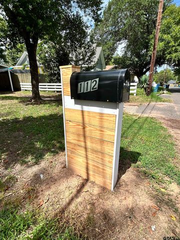 112 E Lakeview, Henderson, TX 75652