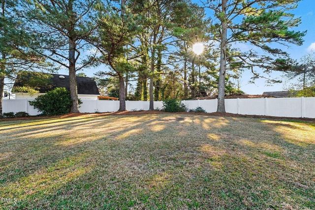 106 May Street, Dunn, NC 28334