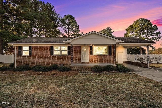 106 May Street, Dunn, NC 28334