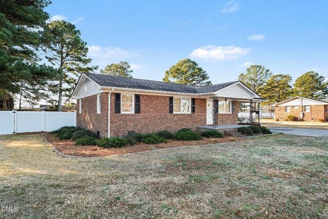 106 May Street, Dunn, NC 28334