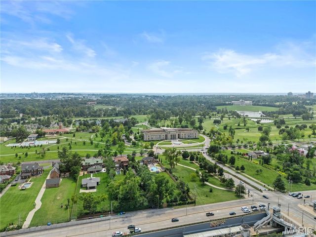 5630 Pershing Avenue 34, St Louis, MO 63112