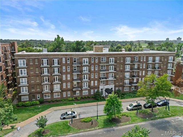 5630 Pershing Avenue 34, St Louis, MO 63112