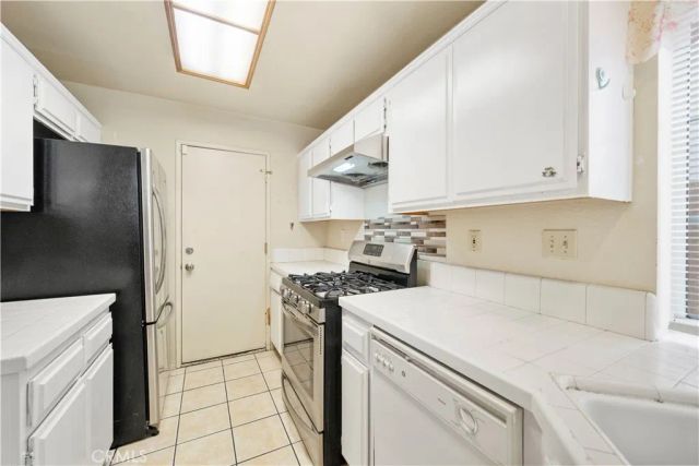 8850 Snow Creek Dr, Rancho Cucamonga, CA 91730