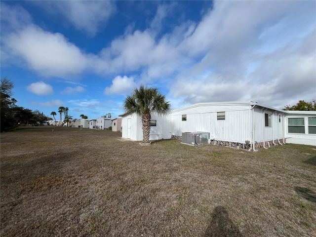 807 JOLANDA CIRCLE, Venice, FL 34285