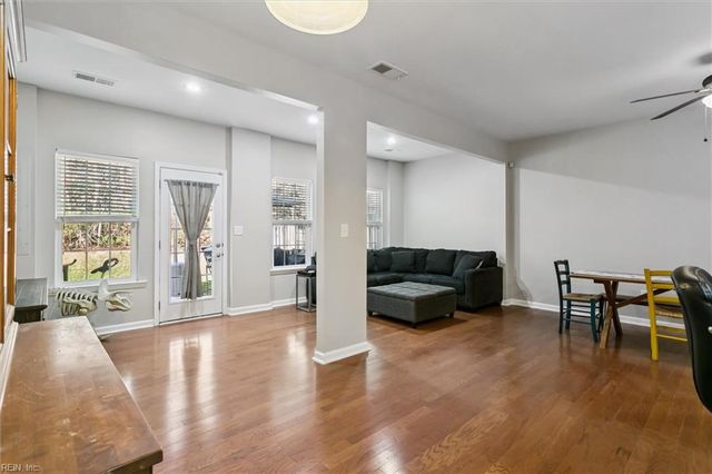 503 Alexia LN, Yorktown, VA 23690