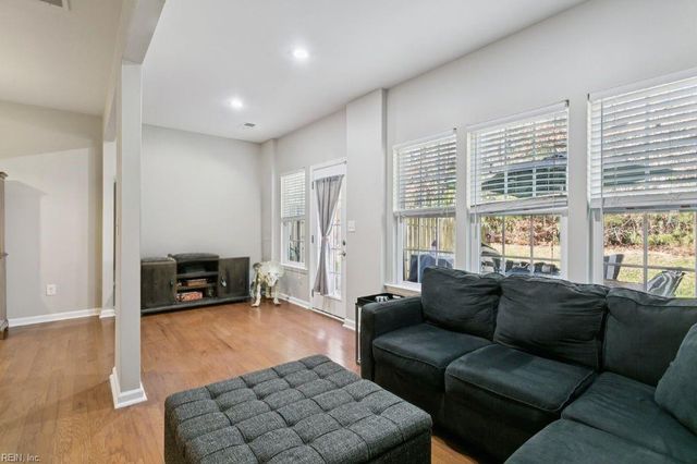 503 Alexia LN, Yorktown, VA 23690