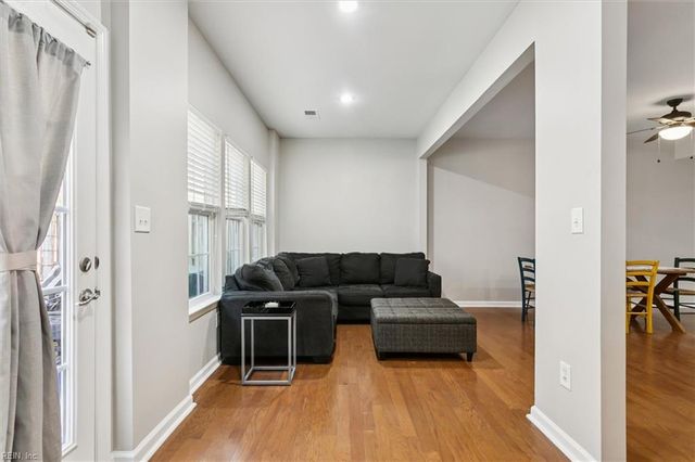 503 Alexia LN, Yorktown, VA 23690