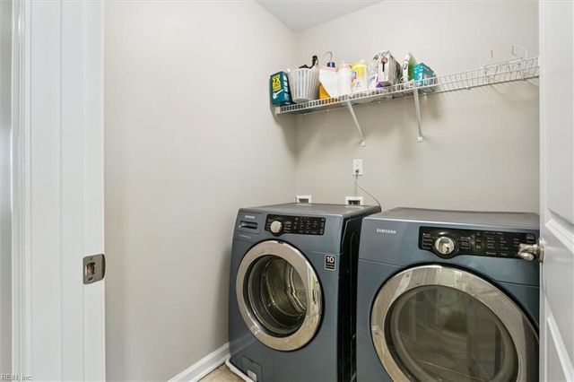 503 Alexia LN, Yorktown, VA 23690