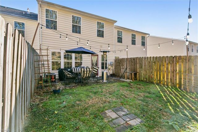 503 Alexia LN, Yorktown, VA 23690