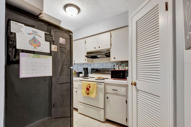 4507 9TH STREET W J1, Bradenton, FL 34207