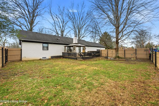 434 Whiteheath Ln, Louisville, KY 40243