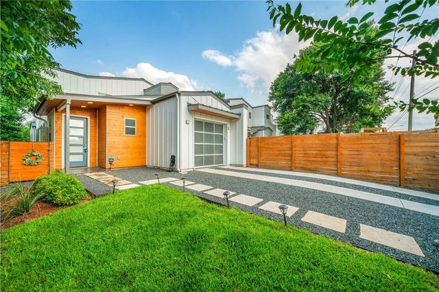 4313 Banister LN B, Austin, TX 78745