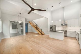 4313 Banister LN B, Austin, TX 78745