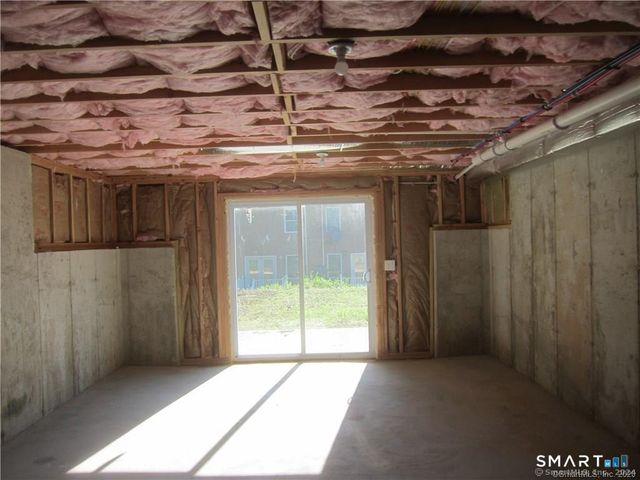 574 Chopsey Hill Road A, Bridgeport, CT 06606