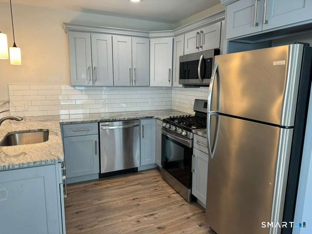 574 Chopsey Hill Road A, Bridgeport, CT 06606