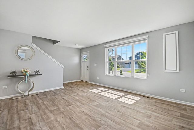 1329 Prairie Creek Trail, Joliet, IL 60431