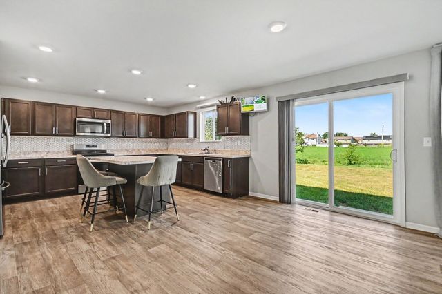 1329 Prairie Creek Trail, Joliet, IL 60431