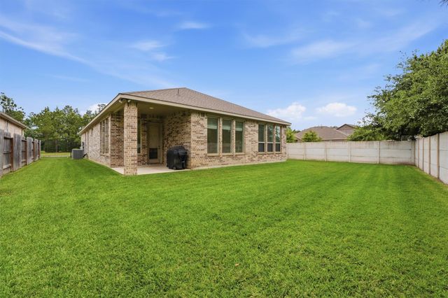 6071 Windward Falls Way, Kingwood, TX 77365