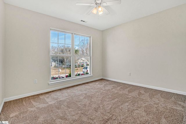 203 N Sandy Brook Way, Simpsonville, SC 29680