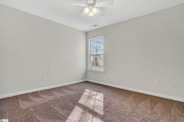 203 N Sandy Brook Way, Simpsonville, SC 29680