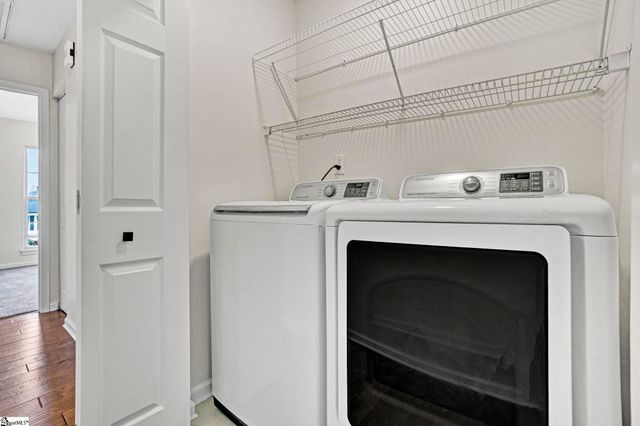 203 N Sandy Brook Way, Simpsonville, SC 29680