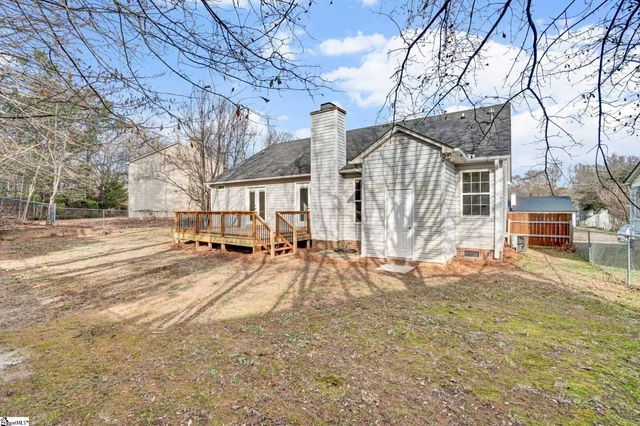 203 N Sandy Brook Way, Simpsonville, SC 29680