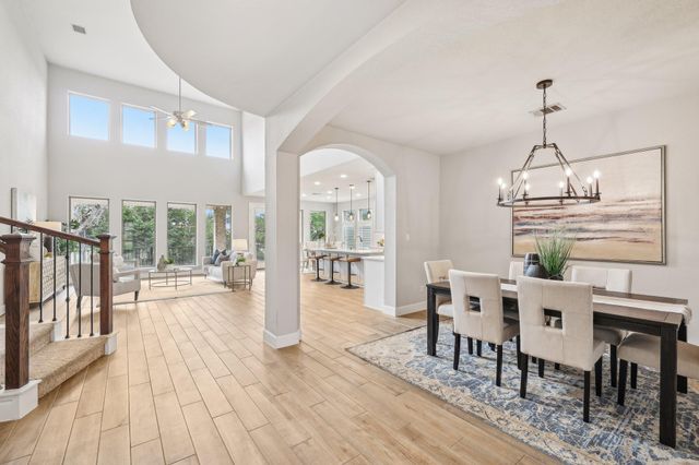 131 Kellogg LN, Bastrop, TX 78602