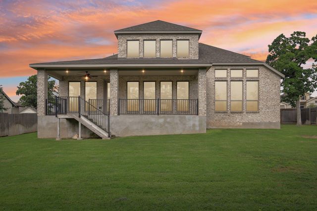131 Kellogg LN, Bastrop, TX 78602