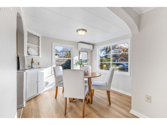 1605 Cottage St, Salem, OR 97301