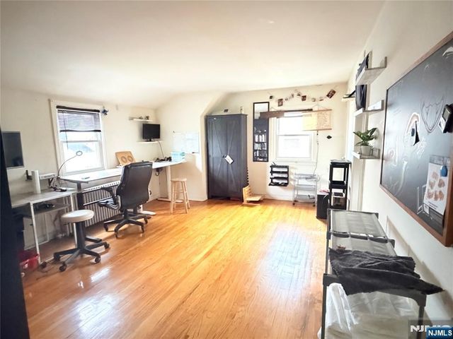 3-14 31st Street, Fair Lawn, NJ 07410