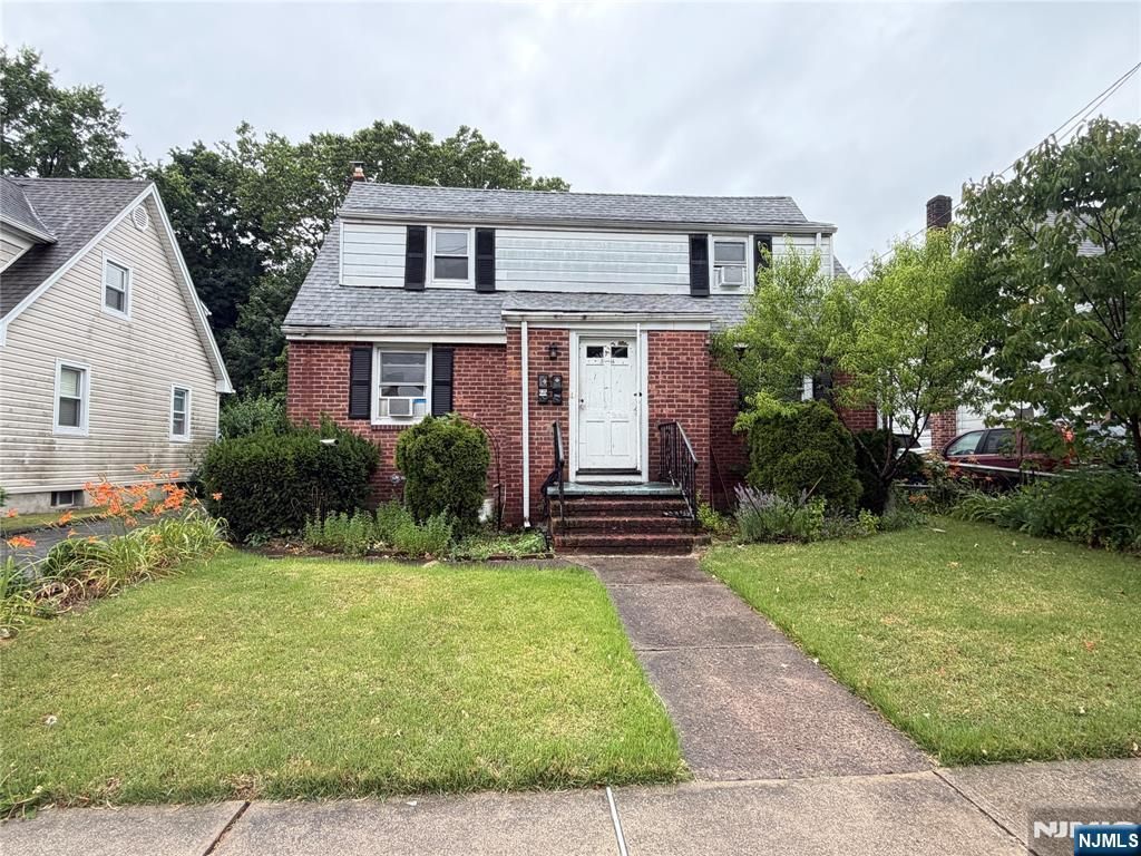 3-14 31st Street, Fair Lawn, NJ 07410