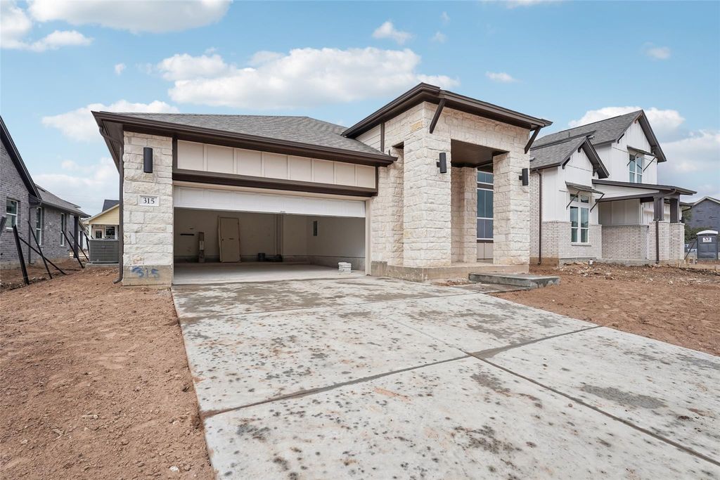 315 San Saba DR, Buda, TX 78610