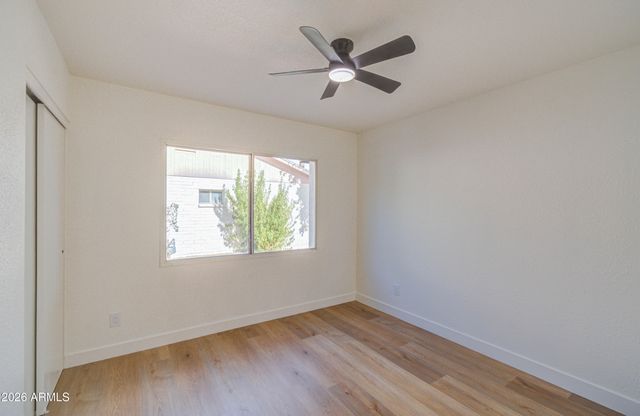 2520 E DAHLIA Drive, Phoenix, AZ 85032