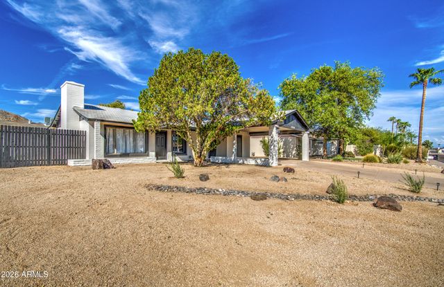 2520 E DAHLIA Drive, Phoenix, AZ 85032