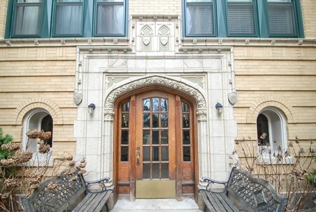 4110 N Keystone Avenue GW, Chicago, IL 60641