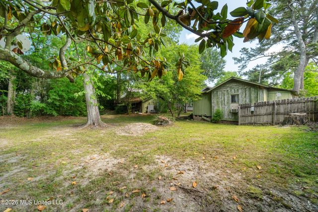 204 5th Avenue, Hattiesburg, MS 39401