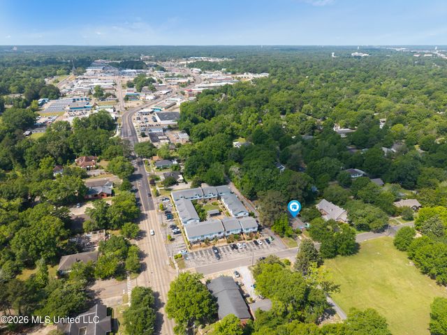 204 5th Avenue, Hattiesburg, MS 39401