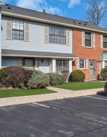 36 Carlisle Ct, Franklin Twp., NJ 08873