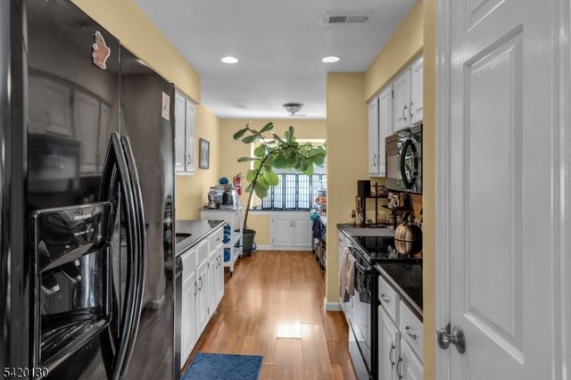 36 Carlisle Ct, Franklin Twp., NJ 08873