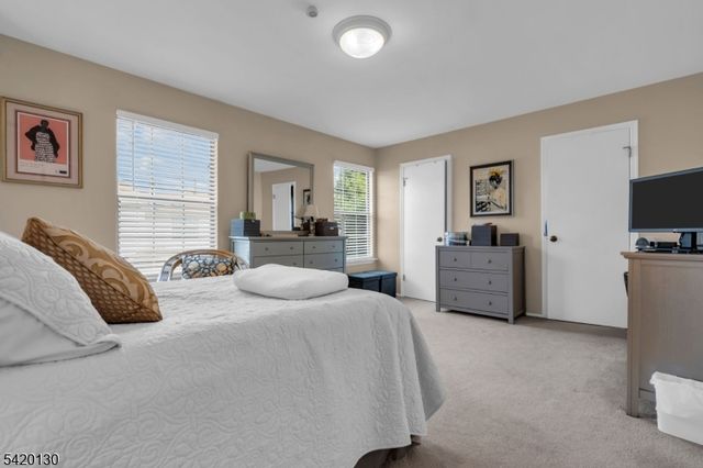 36 Carlisle Ct, Franklin Twp., NJ 08873