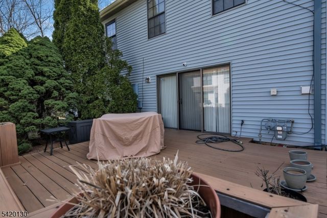 36 Carlisle Ct, Franklin Twp., NJ 08873