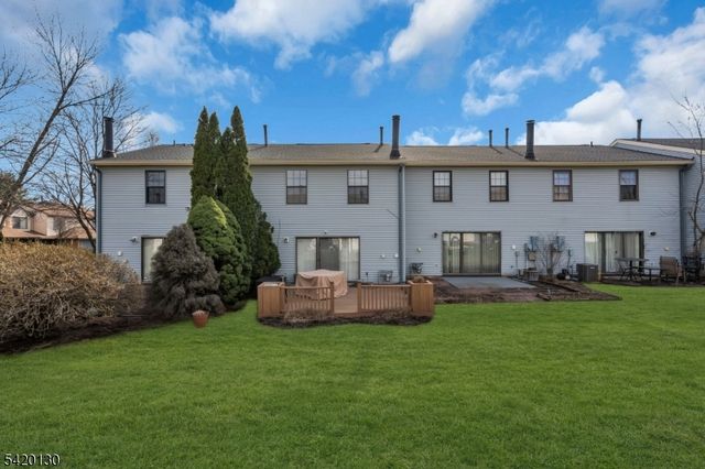 36 Carlisle Ct, Franklin Twp., NJ 08873