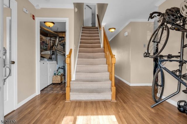 36 Carlisle Ct, Franklin Twp., NJ 08873